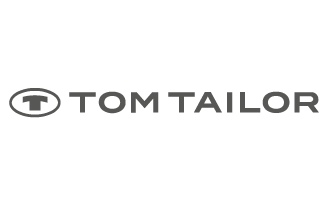 Moderne Herrenjacken Herbst Winter 2025 bei Böckmann sind mehr als nur funktional – sie sind Ausdruck von Persönlichkeit, Stil und Selbstbewusstsein.
In unserer aktuellen Herbst-/Winter-Kollektion 2025 findest Du Jacken, die perfekt zu Deinem Alltag und Deinem Look passen. Ob sportlich, lässig oder elegant – jede Marke und jedes Modell steht bei uns für Qualität, Passform und authentisches Design.

Mit Garcia, Camel Active, Casa Moda, DIGEL, Killtec, LERROS, PME Legend oder Tom Tailor setzt Böckmann auf Marken, die Stilbewusstsein, Langlebigkeit und Tragekomfort vereinen.
Von wärmenden Steppjacken über funktionale Parkas bis hin zu weichen Fleece- und Teddyjacken findest Du hier Dein neues Lieblingsstück für kalte Tage.

Die Kampagne „Trag, was Dich ausmacht“ zeigt echte Männer in ihrem Element – sympathisch, selbstbewusst und mitten im Leben. Sie verkörpern, was Böckmann Herrenjacken ausmacht: Mode mit Persönlichkeit, regionaler Nähe und ehrlicher Beratung.

Buche jetzt Deinen persönlichen Beratungstermin im Modehaus Böckmann und entdecke, welche Jacke wirklich zu Dir passt. Unsere Modeberater nehmen sich Zeit für Dich – damit Dein Stil sichtbar wird.